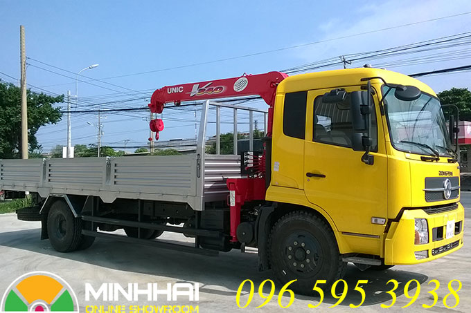 xe tải dongfeng b170 gắn cẩu unic 3 tấn