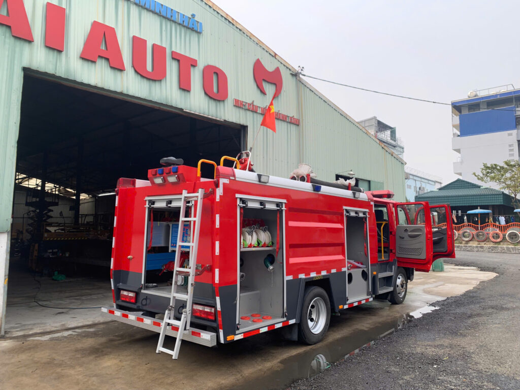 Xe cứu hỏa Dongfeng 4 khối