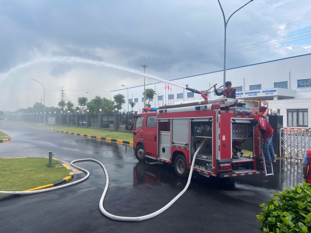 Xe chữa cháy Dongfeng 2.5 khối