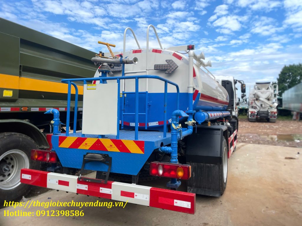 Xe tưới nước rửa đường 7 khối